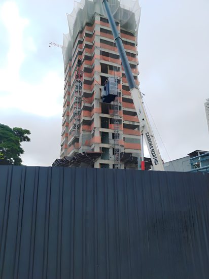 r2m-elevador-de-cremalheira-04