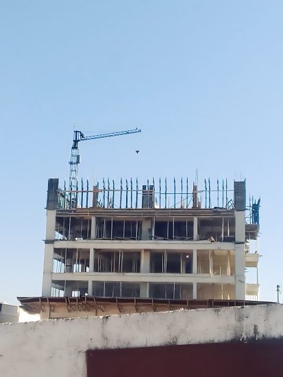 r2m-gruas-de-pequeno-porte-03